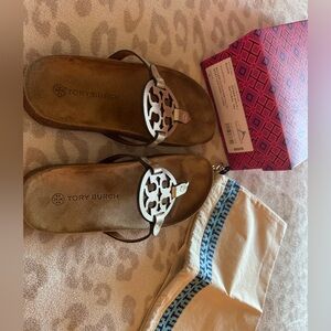 Tory Burch Miller Cloud Sandals In 
Spark Gold/Natural Size 8. Never worn.